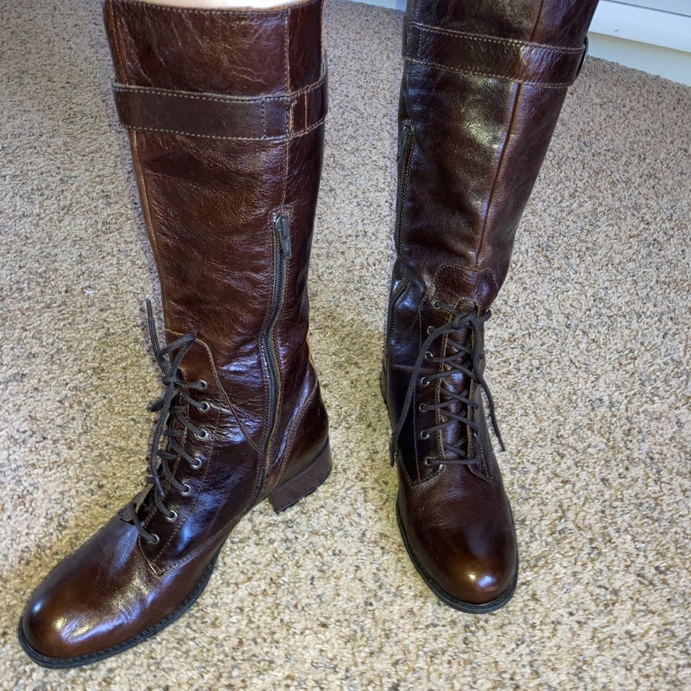 BØC leather boots
